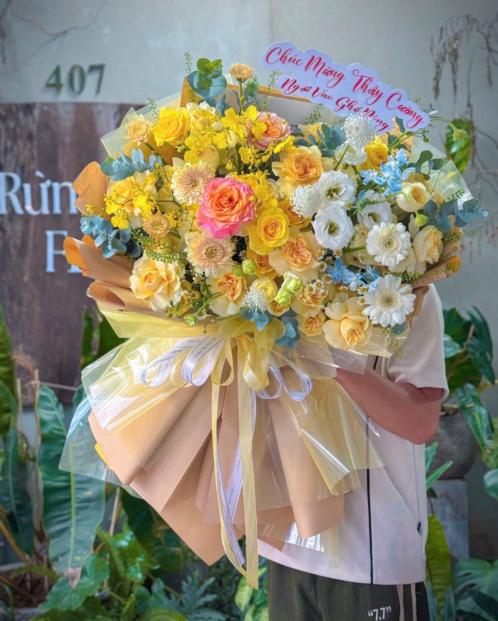 HOA TỔNG KẾT NĂM HỌC 2025 – TRI ÂN THẦY CÔ CÙNG SHOP HOA ĐẤT VIỆT