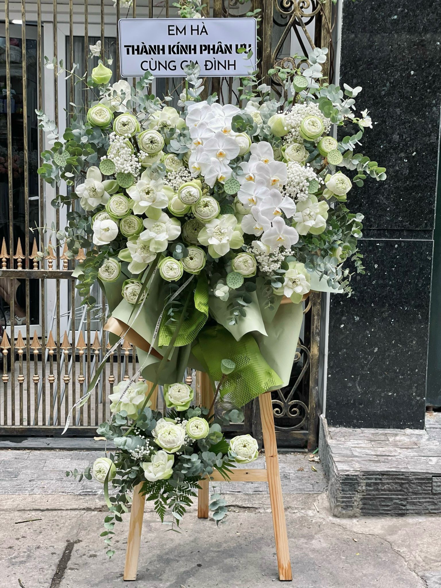 Hoa chia buồn - HCB040