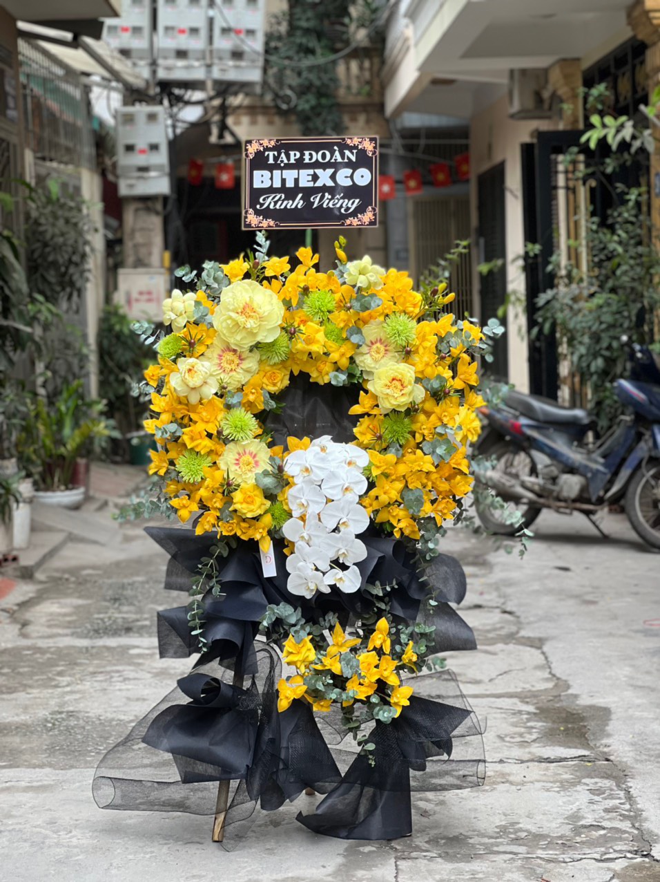 Hoa chia buồn - HCB001